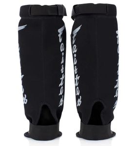 Protections de tibia Fairtex SP6 en néoprène léger pour MMA - Ajustement universel Blanc-Noir - Product Image 4