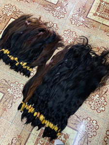 Prix de gros pour 1 kg de cheveux humains vietnamiens de haute qualité, longueurs de 40 cm à 90 cm, pour les revendeurs de cheveux - Product Image 6