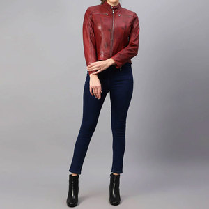 เสื้อแจ็คเก็ตหนังสำหรับผู้หญิง เสื้อผ้าสำหรับใส่กลางแจ้ง ผลิตในปากีสถาน วัสดุคุณภาพสูง เสื้อแจ็คเก็ตหนังแท้สำหรับผู้หญิง ขายออนไลน์ - Product Image 3