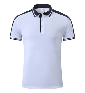 Polo en coton uni pour homme avec col classique, fermeture boutonnée et tissu confortable pour un usage quotidien décontracté et semi-formel - Product Image 2
