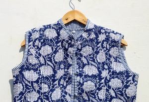 Nouvel arrivage Veste matelassée réversible doublée Veste de travail indienne avec écussons faits à la main Manteaux Veste matelassée bohème pour femmes - Product Image 4