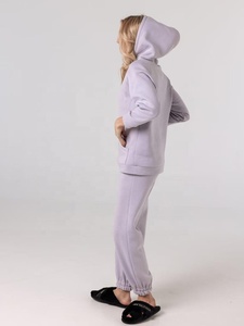 Conjunto Deportivo Informal de Dos Piezas con Estampado Elite, Sudadera con Cuello Redondo y Pantalones Jogger Unisex para Gimnasio - Product Image 4