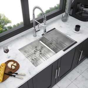 Lavello da Cucina Sottopiano a Doppia Vasca (50/50) in Acciaio Inossidabile Calibro 16, 32 x 18 x 9 Pollici, Profondità 9 Pollici, con Caratteristiche Durevoli - Product Image 3