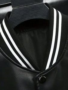 Chaqueta Varsity Negra para Hombre, Cuello Camisero, Cierre de Botón, Color Sólido, Corte Regular, para Otoño - Product Image 5