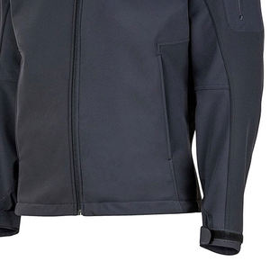 Chaqueta softshell de alto rendimiento con un estilo elegante y protección contra la intemperie. Ideal para el uso diario activo. - Product Image 5