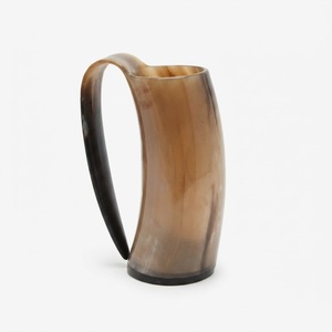 Jarra de Cuerno Vikinga de Diseño Único, Jarra de Cuerno de Buey Genuino, Jarra de Cerveza Medieval al por Mayor con Logotipo Personalizado - Product Image 2