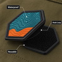 Pemasok Grosir Badge Pakaian PVC Ramah Lingkungan dengan Perekat Hook & Loop Tahan Air untuk Topi & Pakaian, Desain 3D Embossed Bentuk Hati, Bunga, dan Alfabet