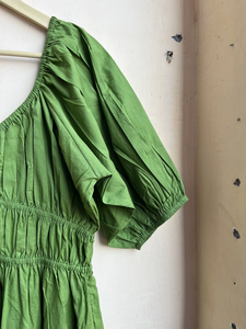 Vestido midi verde de algodón con escote corazón para mujer, vestido casual midi largo teñido liso, regalo para ella. - Product Image 5