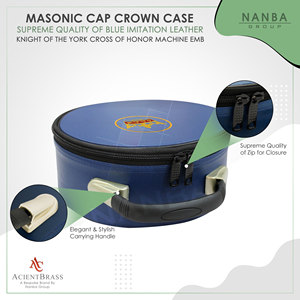 Estuche para Gorra de los Caballeros de York con Cruz de Honor, en Imitación de Cuero Azul, con Emblema KYCH Bordado a Mano - Product Image 4