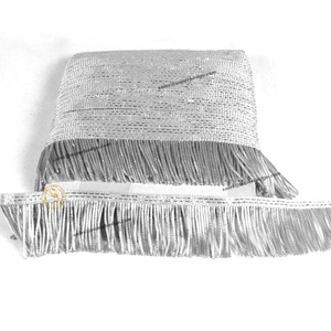 Frange en tissu métallique or et argent de 7 cm de haute qualité pour la décoration de vêtements - Vente en gros - Product Image 2
