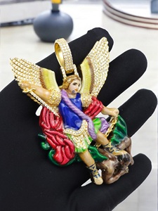 Banti Jewels Lujoso Colgante de Arcángel Miguel con Moissanita, Bañado en Plata, Esmalte Colorido, Oro Rosa Helado, Estilo Hip Hop para Fiesta - Product Image 4