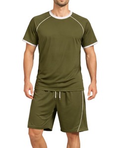 Conjunto Deportivo para Hombre en Verde Oliva, Camiseta y Pantalones Cortos, Cuello Redondo, Secado Rápido, Tejido de Poliéster y Elastano, Ropa Deportiva de Verano - Product Image 1