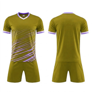 Uniforme Deportivo Verde para Adultos con Diseño Único, Logotipo Personalizado, Nombre, Precio de Fábrica, Fabricante Líder, Uniforme de Fútbol Hecho a Medida, Alta Calidad - Product Image 5
