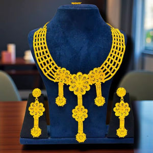 AWAIS HOUSE - Juego de Joyería Vintage Personalizado de Latón Chapado en Oro con Diamantes Infinitos, Estilo Hip Hop, para Bodas y Fiestas, Collar y Pulsera para Mujer - Product Image 1