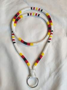 Porte-carte d'identité décoratif en perles fait main pour femmes à prix avantageux - Product Image 4