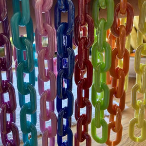 Cadena Decorativa de Resina para Pared, Arte Moderno de Eslabones Acrílicos para Decoración Elegante del Hogar y la Sala de Estar - Product Image 1