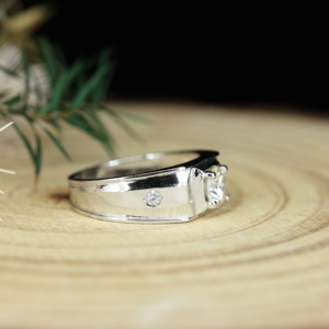 925 Sterling <b>Silver</b> Rhodium Plated <b>Men's</b> 1CT D Color VVS Moissanite Claw Setting <b>for</b> Certified Luxury Wedding Band Engagement - Product Image 6