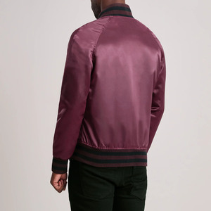 Veste universitaire pour homme de couleur marron avec logo blanc imprimé, col rabattu, vêtement décontracté pour l'automne - Product Image 2