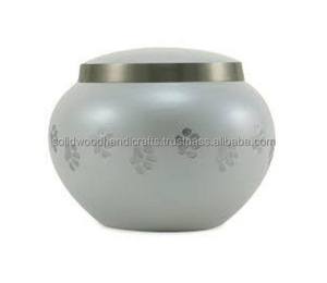 Handmade Brass Pet Cremation <b>Urns</b> Keepsake Funeral <b>Urns</b> <b>For</b> Cat and Dog <b>Ashes</b> With High Quality Material - Product Image 1