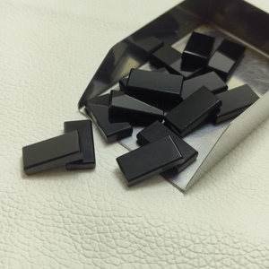 Pierre précieuse rectangulaire plate en onyx noir naturel, pierre brute pour la fabrication de bijoux, bague, pendentif, design personnalisé, vente en gros, approvisionnement en vrac - Product Image 3