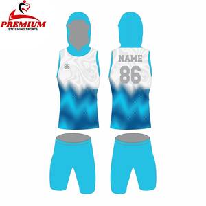 Uniforme 7v7 en polyester léger, matière extensible douce, coupe confortable, idéal pour les jeux en plein air et les terrains de sport. - Product Image 1