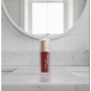 แอ็กซิส วิต้า โกลว์ ลิป ออยล์ (ชิลเบอร์รี่) - Product Image 4