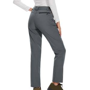 Pantalon de sport minimaliste pour femme, imperméable, en polyester softshell, coupe droite, fermeture éclair, finition mate, couleur unie, performance - Product Image 2