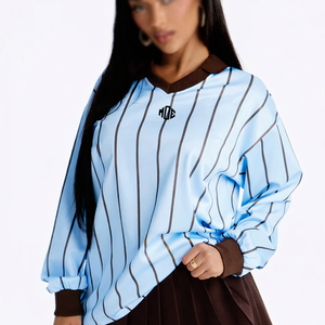 Maillot de football américain surdimensionné de luxe personnalisé pour femme, manches longues, col en V, style streetwear vintage rétro, avec rayures aux poignets et à l'ourlet - Product Image 1