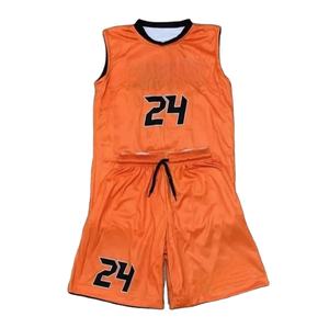 Uniforme de Baloncesto Personalizado al por Mayor de Alta Calidad, Conjunto de Sublimación de Camisetas de Fútbol Unisex, Impresión de Logotipo Personalizado, Bordado en la Parte Superior - Product Image 1