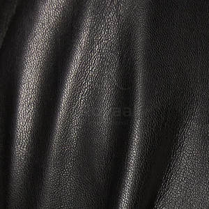 Chaqueta de Cuero para Hombre Hecha con Materiales de Alta Calidad, Transpirable y de Secado Rápido, Chaqueta de Invierno de Cuero Más Vendida para Hombre - Product Image 6