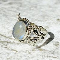 Bague en argent sterling faite à la main avec pierre de lune ovale, motif floral filigrané, style bohème vintage, pierre de naissance de juin, Krittika, vente en gros