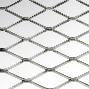Rouleau de tôle métallique expansée en acier doux à mailles losangées, tôle métallique expansée MS à mailles losangées pour clôtures industrielles - Product Image 1
