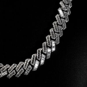 Colliers Tennis Hip Hop Unisexe Personnalisés Iced Jewelz en Argent 925 Plaqué Or de Haute Qualité avec Moissanite D VVS Taille Brillant - Product Image 3