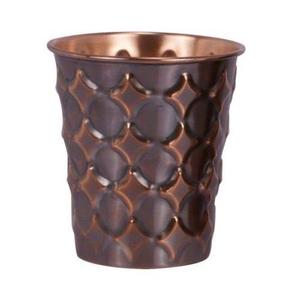 Gobelet en cuivre martelé avec texture alvéolée organique, corps ovale, base arrondie, ouverture large, tasse à boire artisanale en métal - Product Image 3