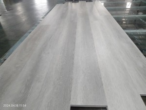 Suelo Vinílico SPC IXPE de 5mm, Moderno, Estilo Parqué Francés, Ecológico, Insonorizante, para Interiores, de PVC, para Hoteles, Venta al Por Mayor - Product Image 4