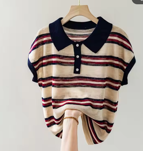 T-shirt en twill à rayures contrastées et revers, à manches courtes, pour femme, coupe ample et décontractée, idéal pour l'hiver, avec logo personnalisé - Product Image 4