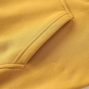 Sudadera Personalizada Alpha Gold Crest Chenille con Cuello Redondo para Ropa Universitaria, Venta al por Mayor, Logotipo Personalizado OEM para Ropa Universitaria - Product Image 6