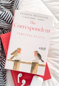 Le correspondant, par Virginia Evans, livre broché, livre d'histoires, lecture éducative, best-seller, roman - Product Image 3