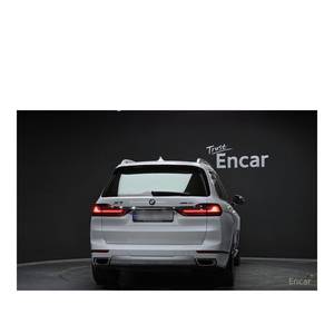 BMW X7 XDrive 40i Octobre 2022 7 places Design excellent 51 920 km Boîte automatique Volant à gauche Sièges en cuir Caméra arrière - Product Image 4