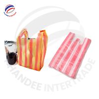 Kantong Plastik HDPE Bergaris yang Dapat Disesuaikan, Tahan Lama, dengan Pegangan Vest, Embossing, Kemasan Pakaian Supermarket, Kualitas Ekspor, Polybag