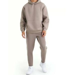 Vêtements personnalisés pour hommes Ensemble de survêtement à impression bouffante Sweat à capuche deux pièces et pantalon de survêtement en éponge Fabricant de survêtements surdimensionnés - Product Image 5