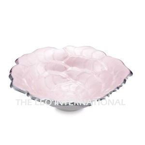 Nouveau bol de service décoratif en métal doré, forme artistique, accent moderne unique de style japonais pour la salle à manger et la présentation - Product Image 4