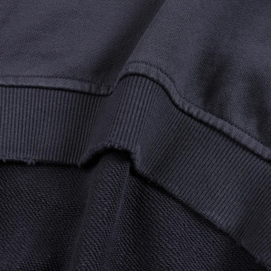 เสื้อฮู้ดดี้ผู้ชายสไตล์ดิสเทรส สีดำล้างสี ทรงโอเวอร์ไซส์ ผ้าฟลีซคอตตอน 100% แบบเรียบ สตรีทแวร์ รับสกรีนโลโก้ ขายส่งจำนวนมาก - Product Image 6