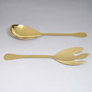 Juego de servidores de ensalada de metal plateado para exhibición en buffet de recepción de bodas y servicio de hospitalidad de alta gama. - Product Image 4