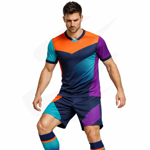 Uniformes de Fútbol Personalizados al Por Mayor, Conjuntos de Camisetas de Fútbol de Malla 100% Poliéster para Hombres, Mujeres y Niños, MOQ Bajo, Ropa Deportiva de Fábrica - Product Image 3