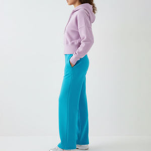 Conjunto Deportivo para Mujer al por Mayor: Sudadera con Cremallera y Pantalones Anchos de Felpa Francesa de Algodón - Product Image 4