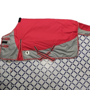 Couverture d'hiver pour chevaux, imperméable, respirante, en tissu ripstop 1200D, pour l'équitation, personnalisable, chaude et confortable, vente en gros - Product Image 1