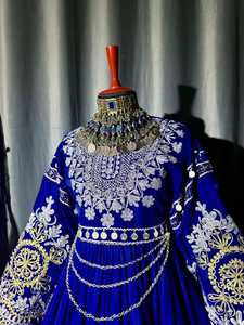 Robe de bal en velours bleu roi, col bijou, manches longues, brodée, longueur ras du sol, tenue de soirée de luxe, ensemble de vêtements de mariée - Product Image 5