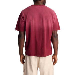 T-shirt homme surdimensionné en coton teint en pièce 100% avec détails œillets personnalisés, ourlet découpé, clous et col orné, style Hip Hop - Product Image 3