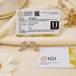 Boucles d'oreilles clous élégantes ethniques en or jaune massif 14 carats avec diamant de laboratoire certifié IGI pour femme, taille brillant rond, bijoux personnalisés - Product Image 6